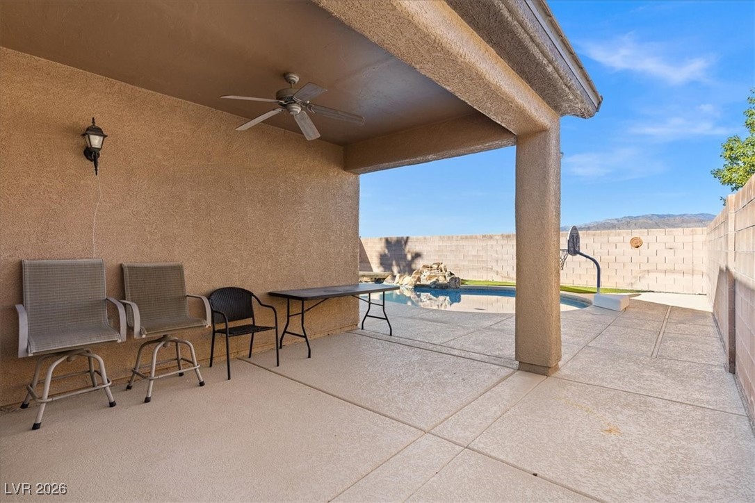 6836 Woodland Vase Court