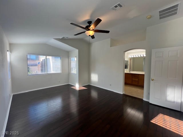 8229 Strawberry Spring Street