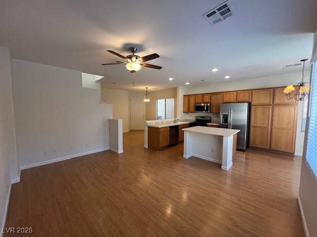 8229 Strawberry Spring Street