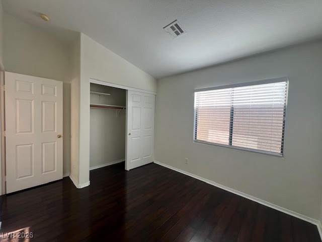 8229 Strawberry Spring Street