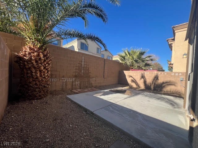 8229 Strawberry Spring Street