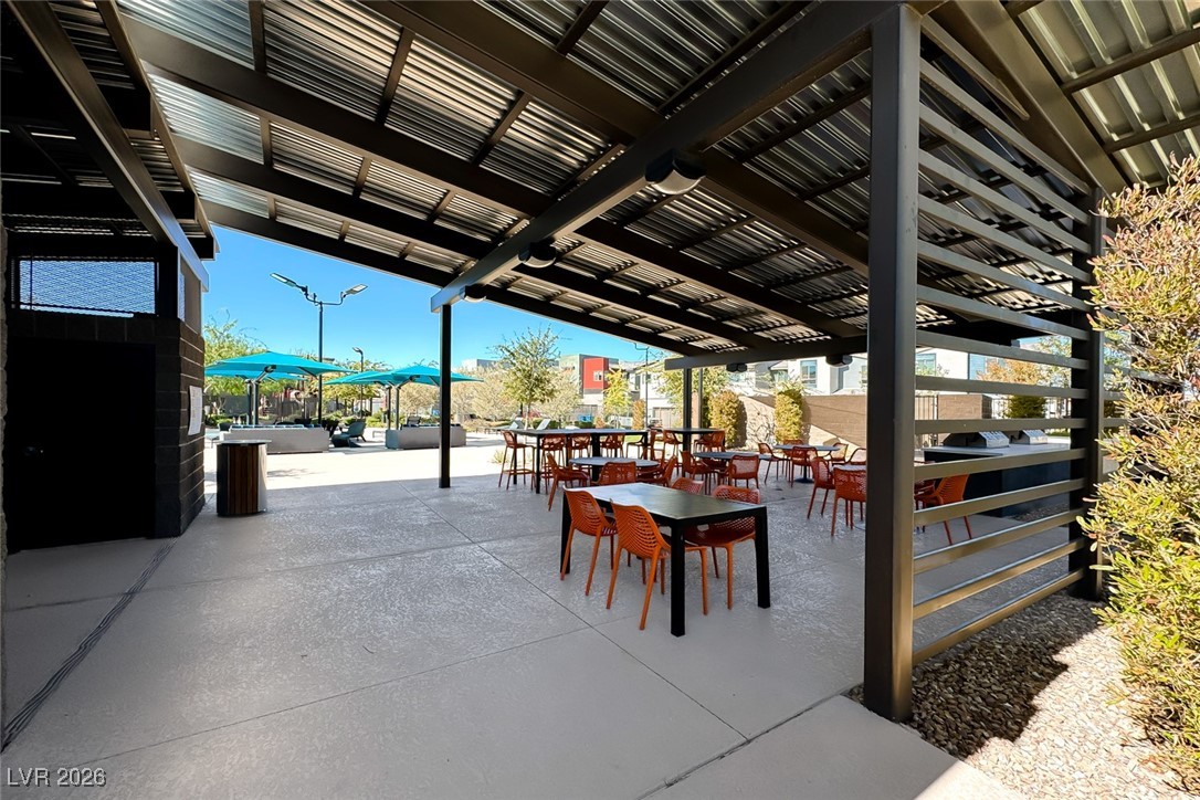 3216 Cristallo Avenue