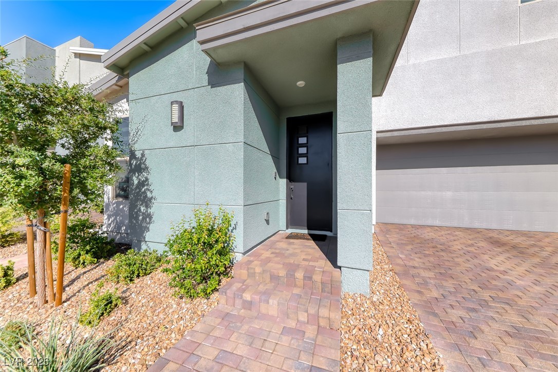 3216 Cristallo Avenue