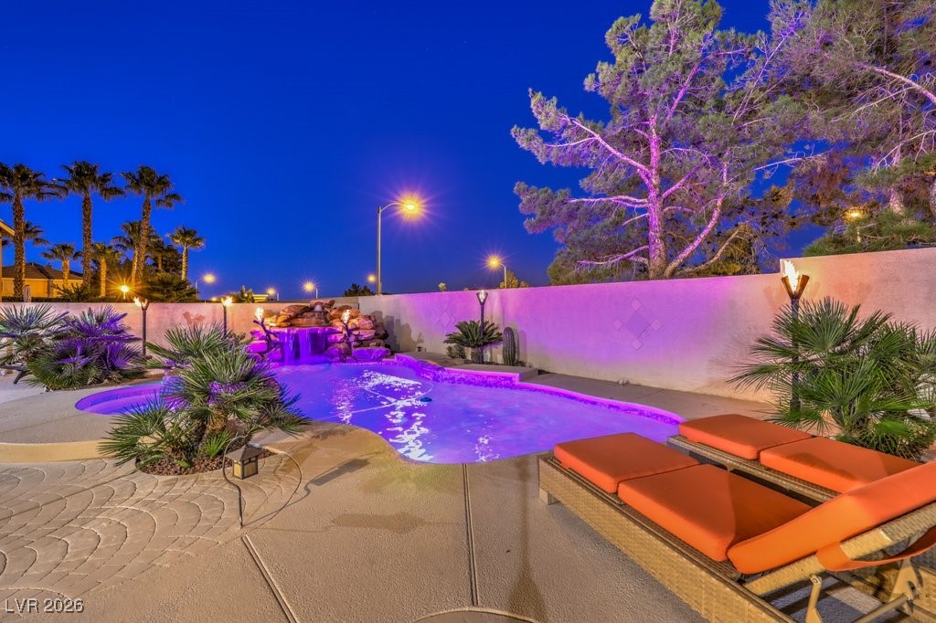 11072 Pentland Downs Street