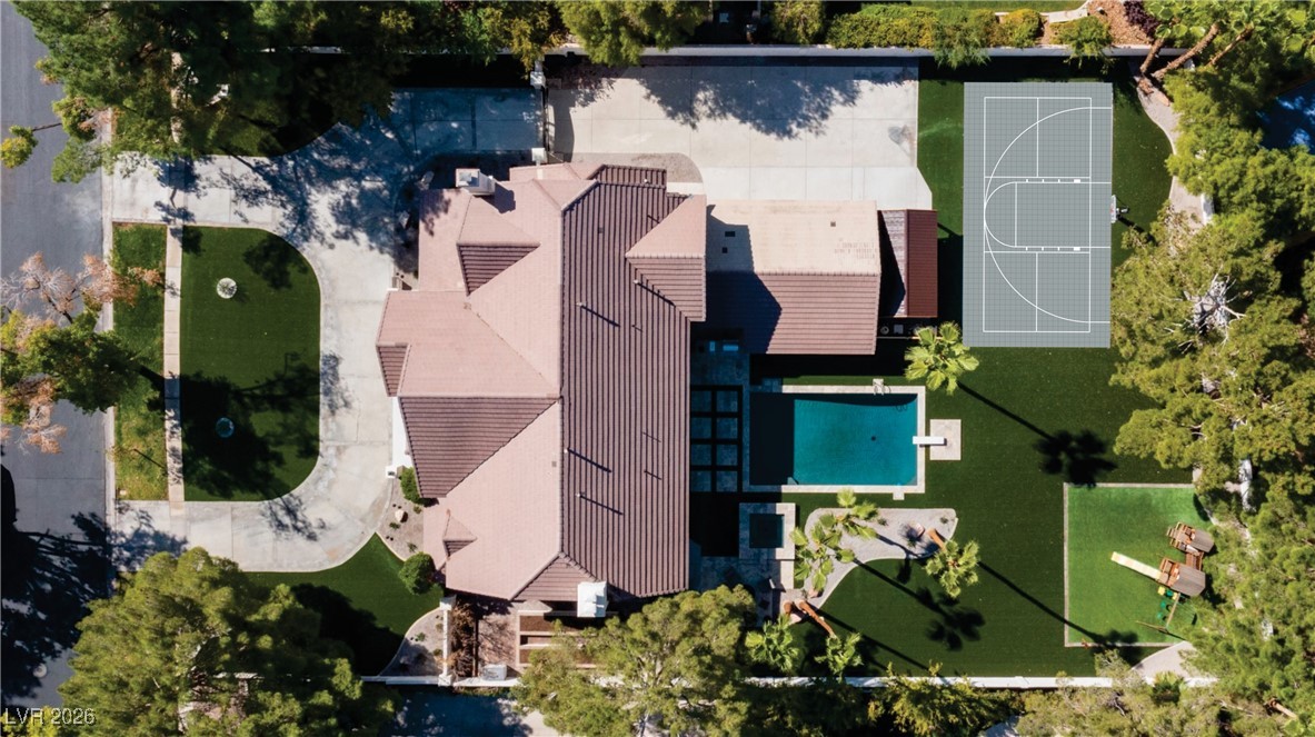 30 Quail Hollow Drive