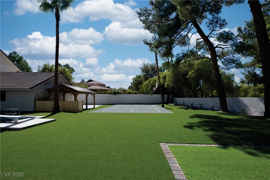 30 Quail Hollow Drive