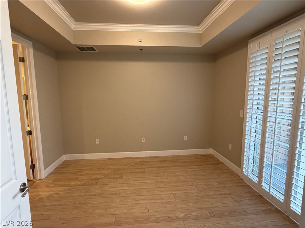 2455 West SERENE Avenue 716