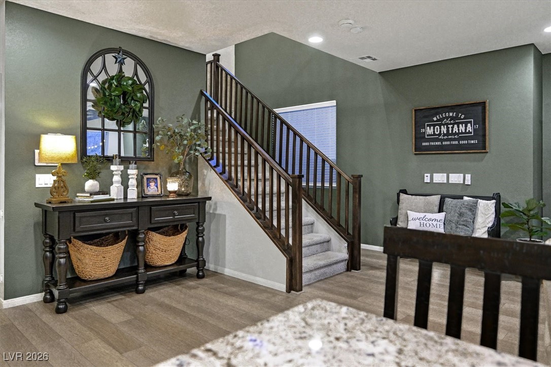 9996 Blue Rain Street