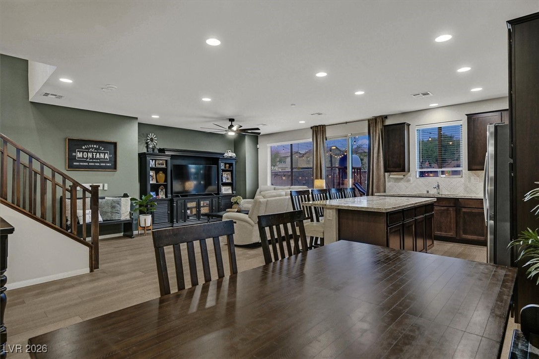 9996 Blue Rain Street