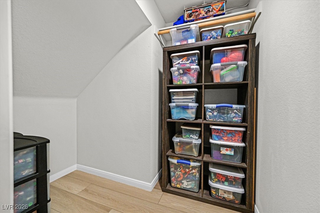 9996 Blue Rain Street