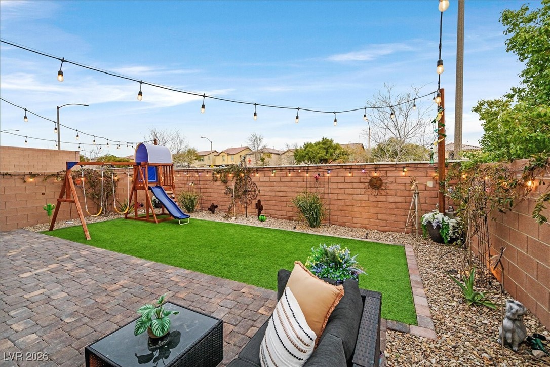 9996 Blue Rain Street