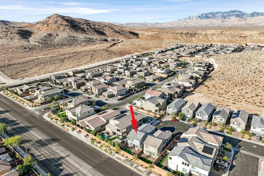 9996 Blue Rain Street