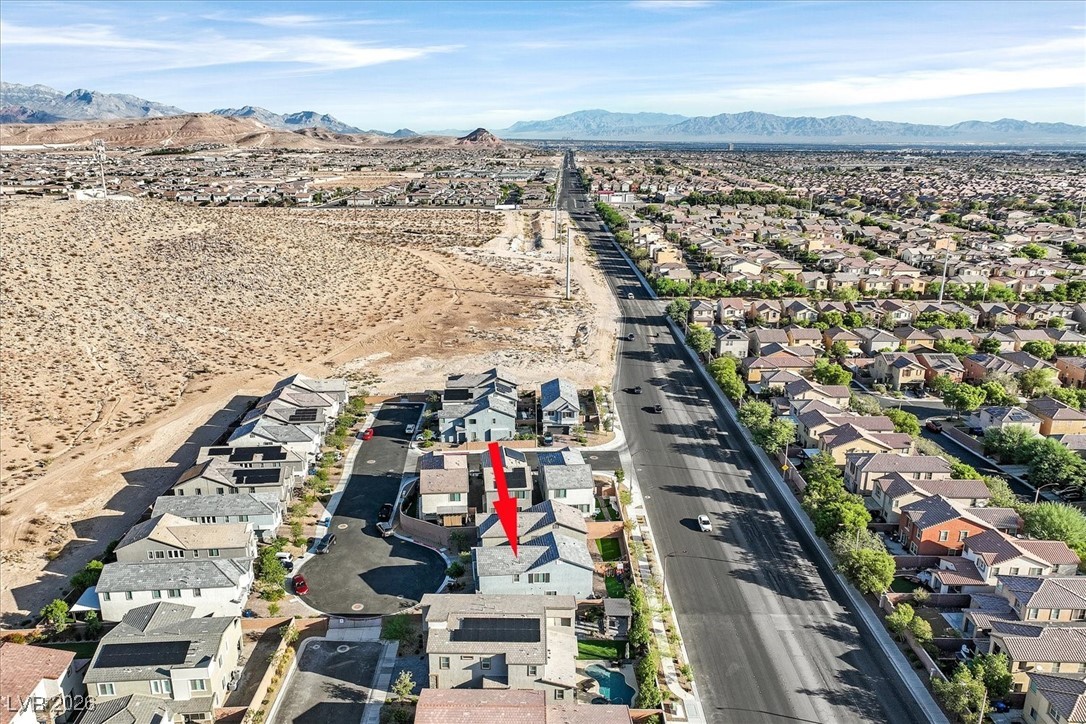 9996 Blue Rain Street