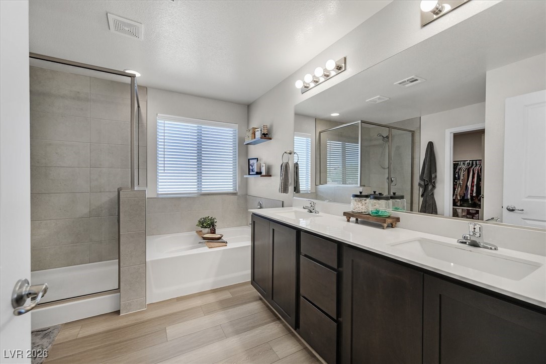 9996 Blue Rain Street