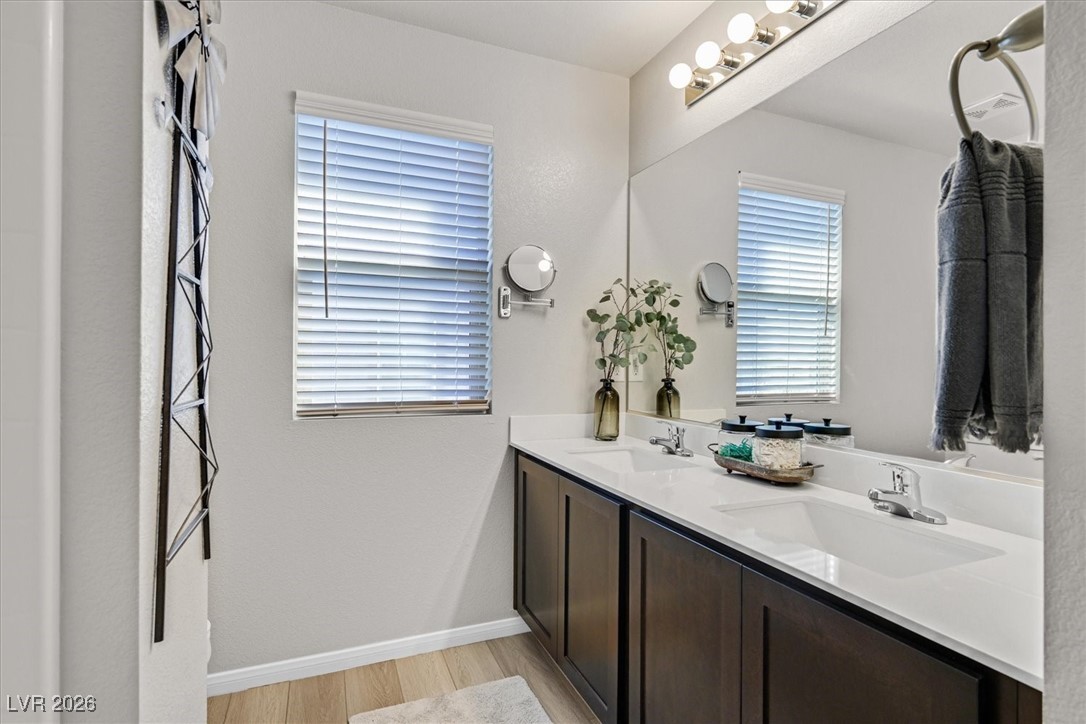 9996 Blue Rain Street