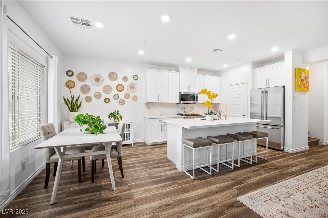 600 North Carriage Hill Drive 1045