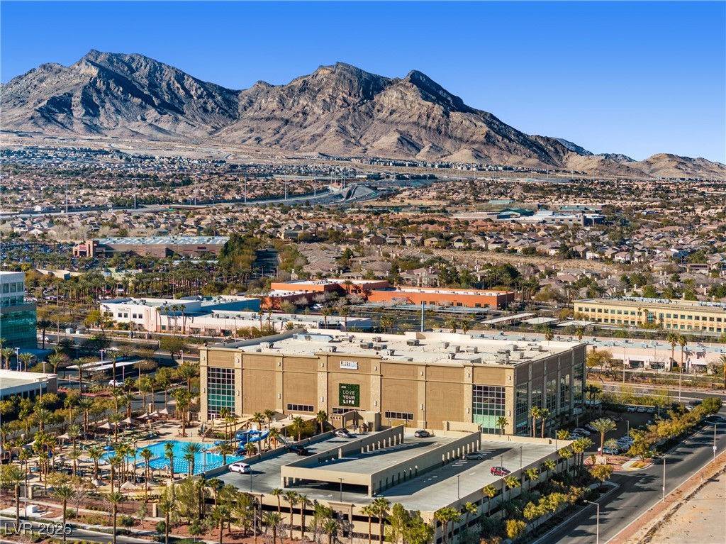 600 North Carriage Hill Drive 1045