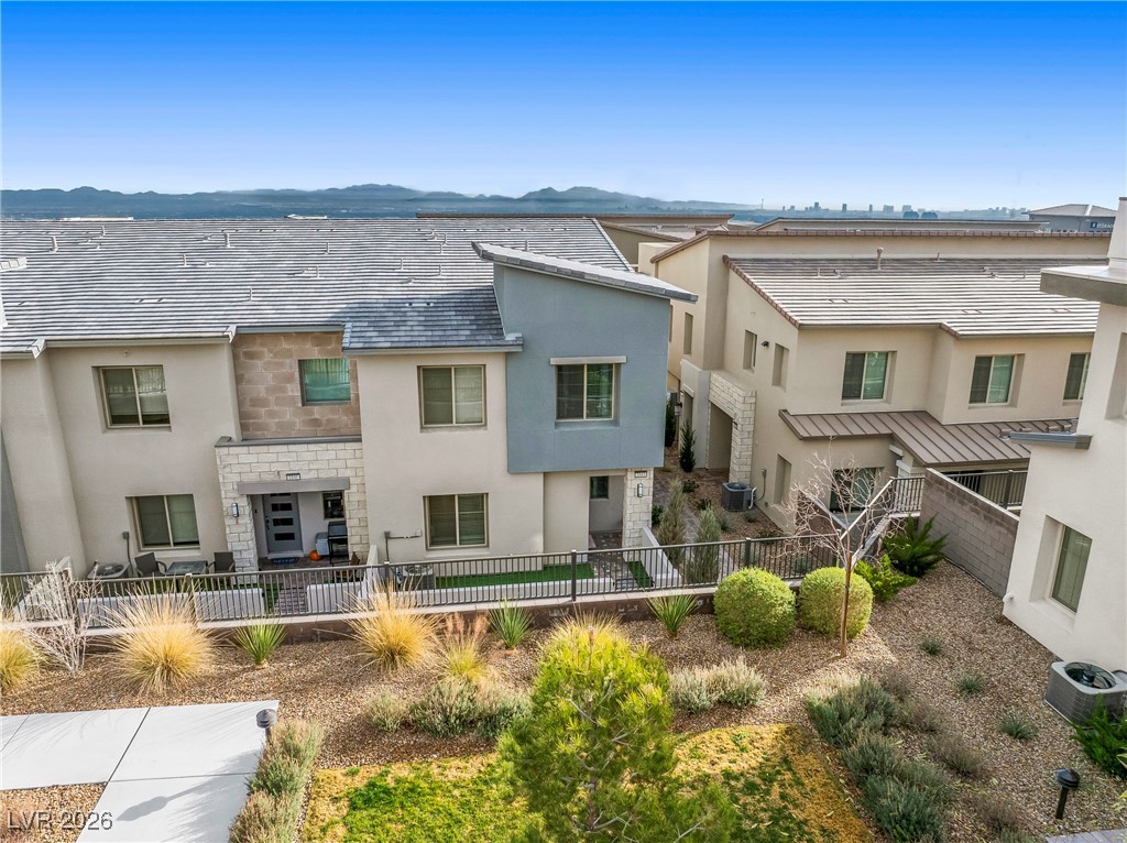 600 North Carriage Hill Drive 1045