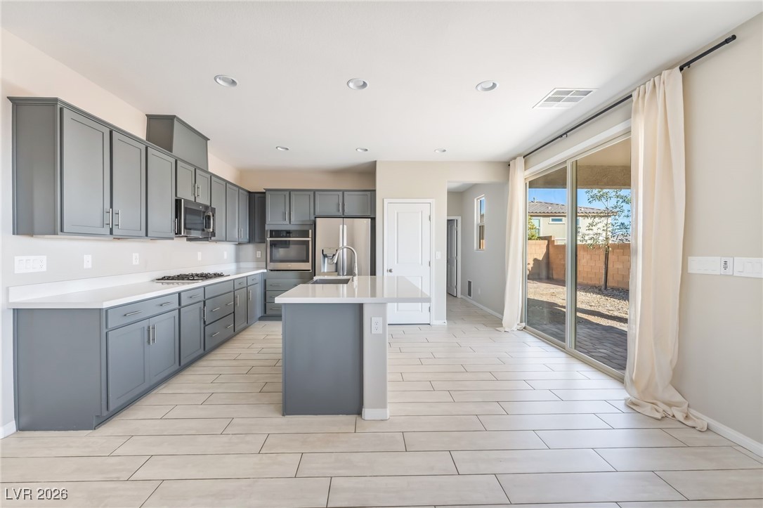 8020 California Pine Street