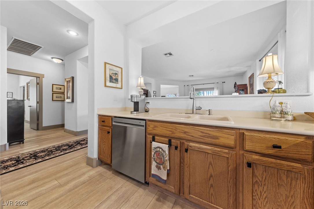 550 South Kings Links Street