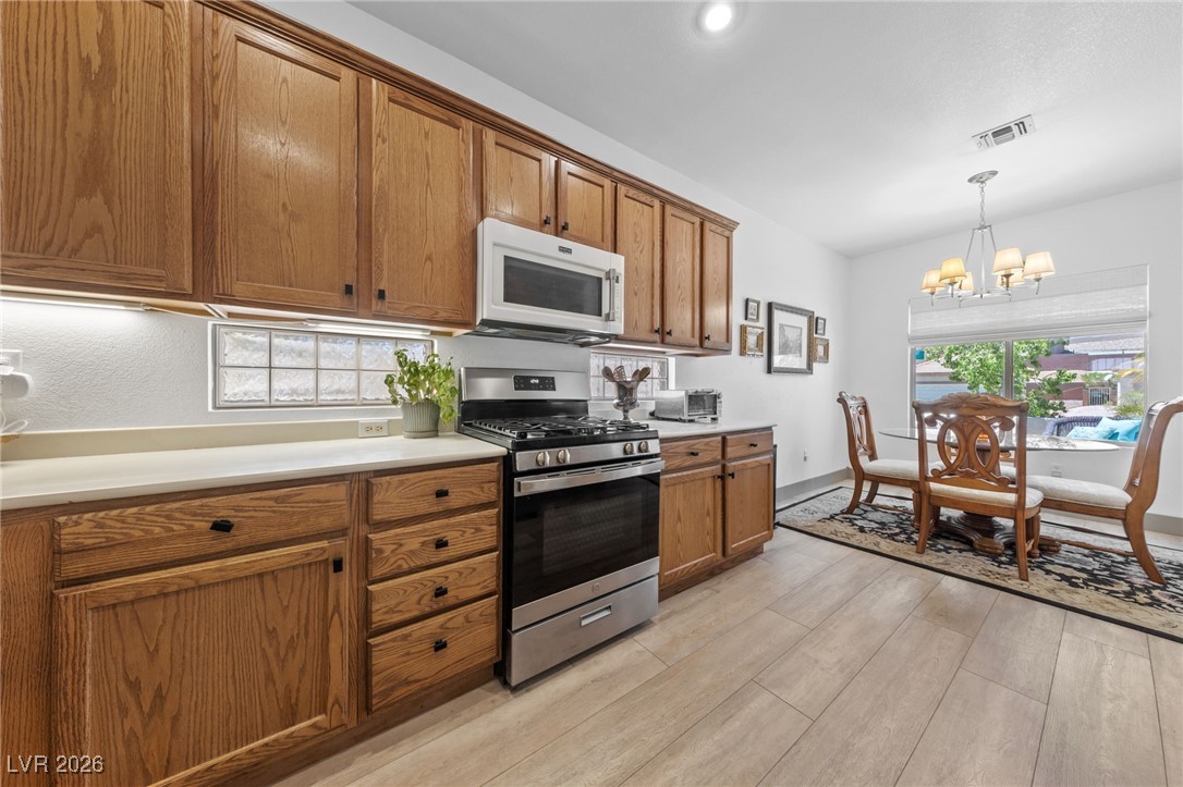 550 South Kings Links Street