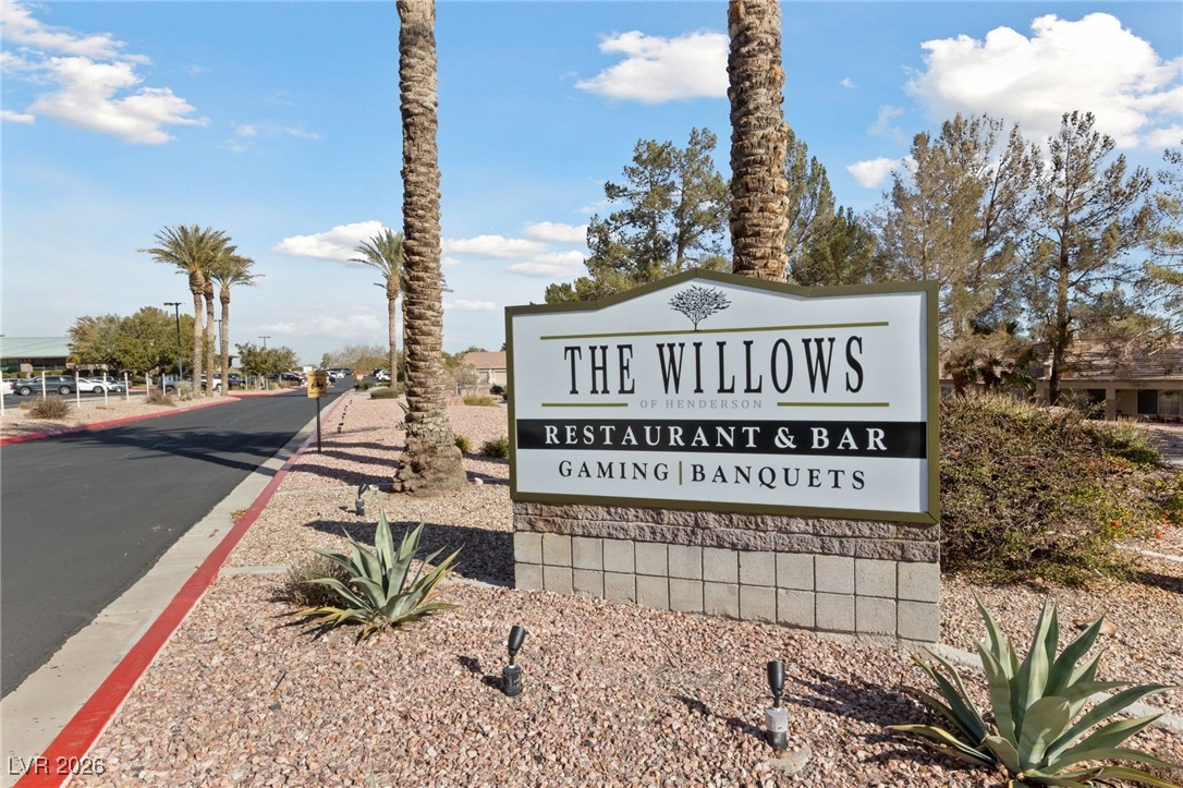 550 South Kings Links Street