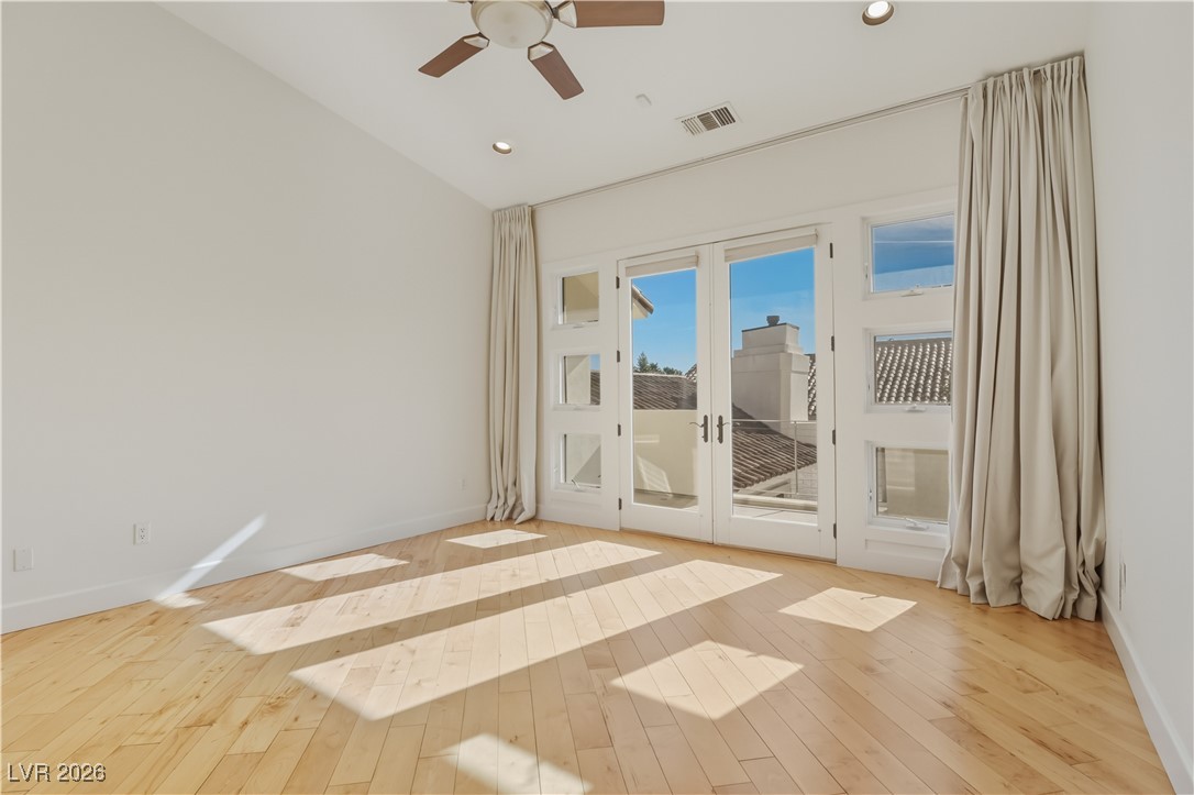 5101 Mountain Foliage Drive