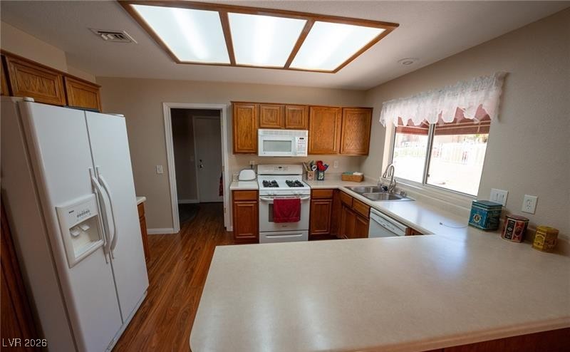 9004 Litchfield Avenue