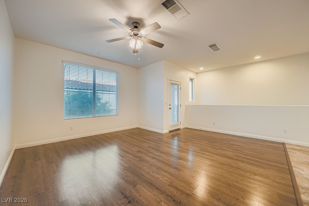 4571 Townwall Street