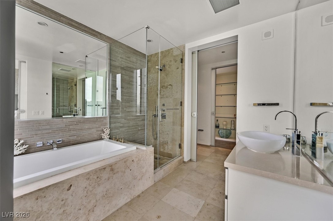 3722 Las Vegas Boulevard 2606