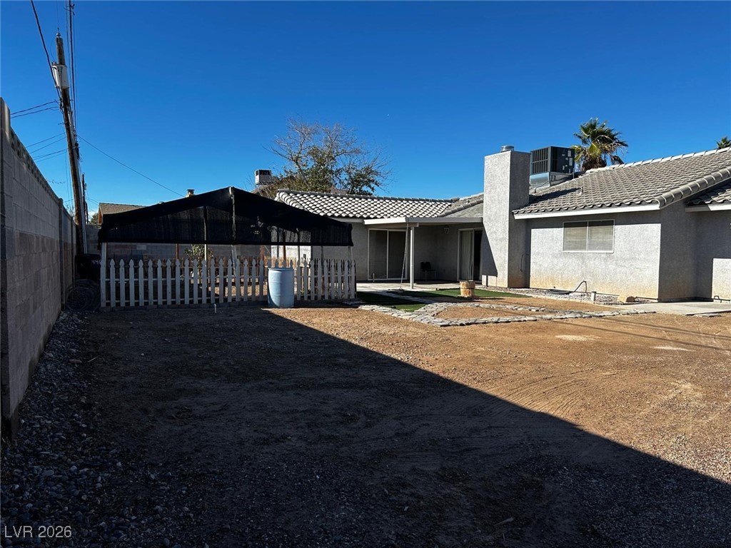 4465 East Cleveland Avenue