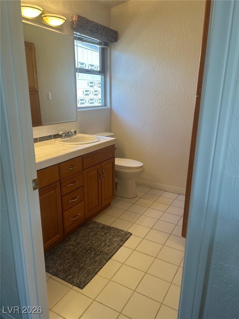 4465 East Cleveland Avenue