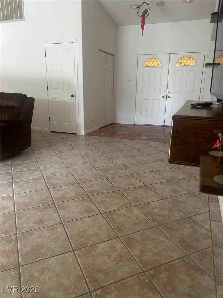 4465 East Cleveland Avenue