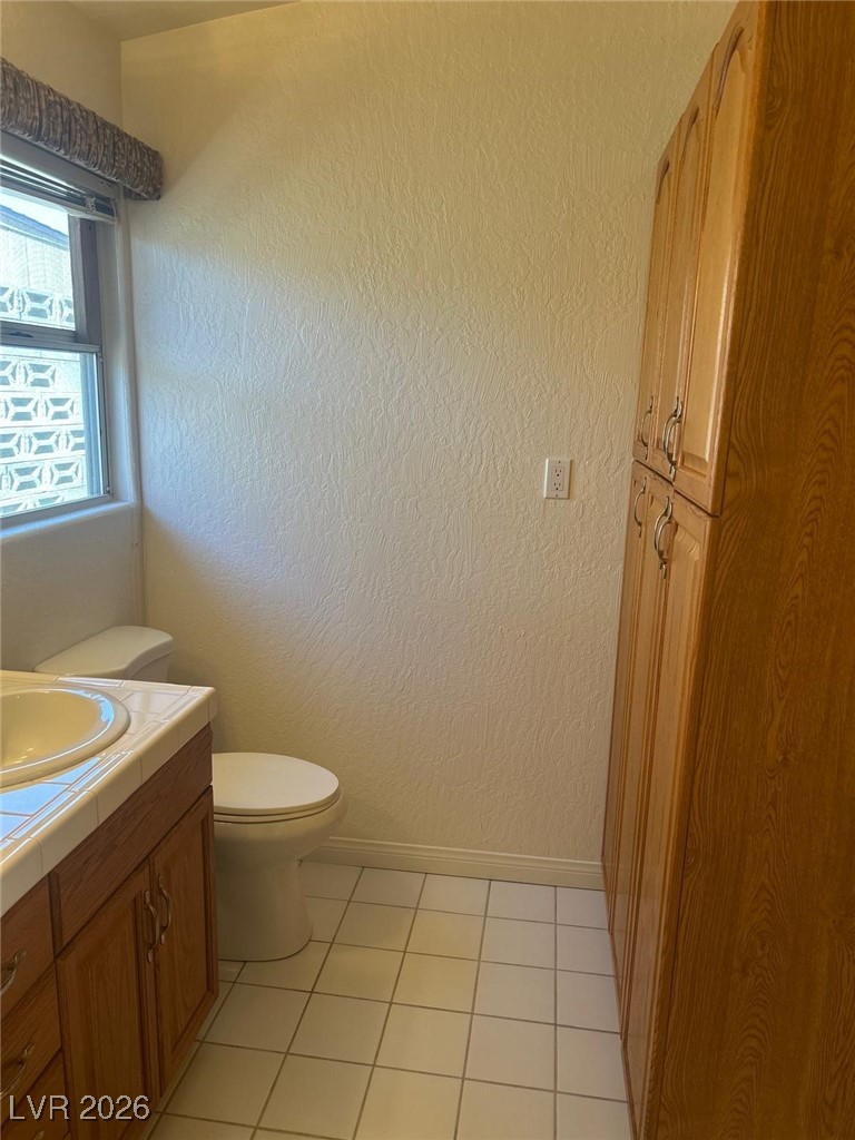 4465 East Cleveland Avenue