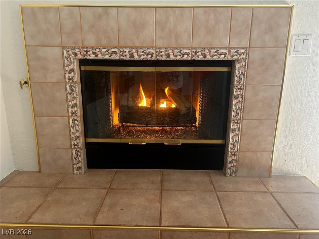 4465 East Cleveland Avenue