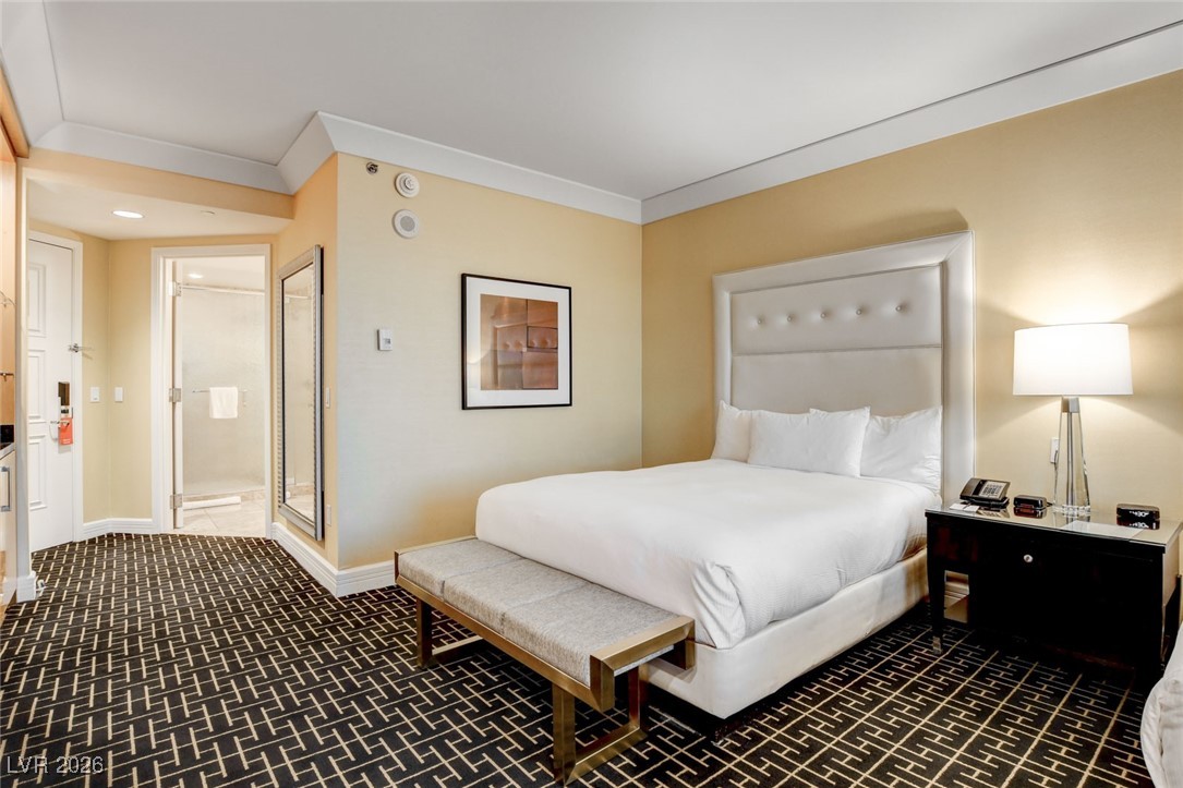 2000 North Fashion Show Drive 4117