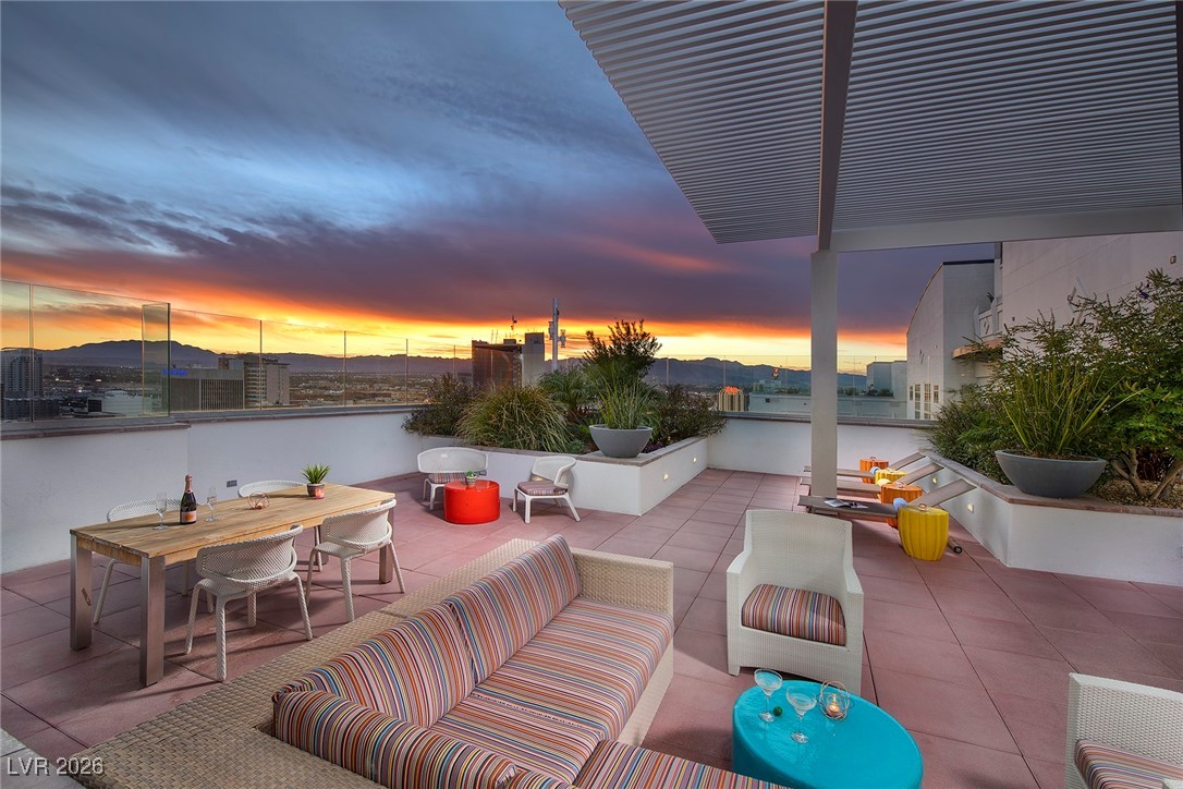 150 Las Vegas Boulevard 1707