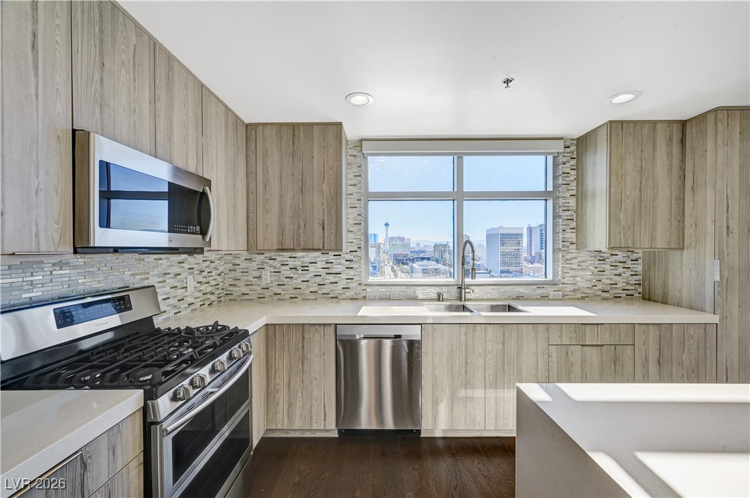 150 Las Vegas Boulevard 1707