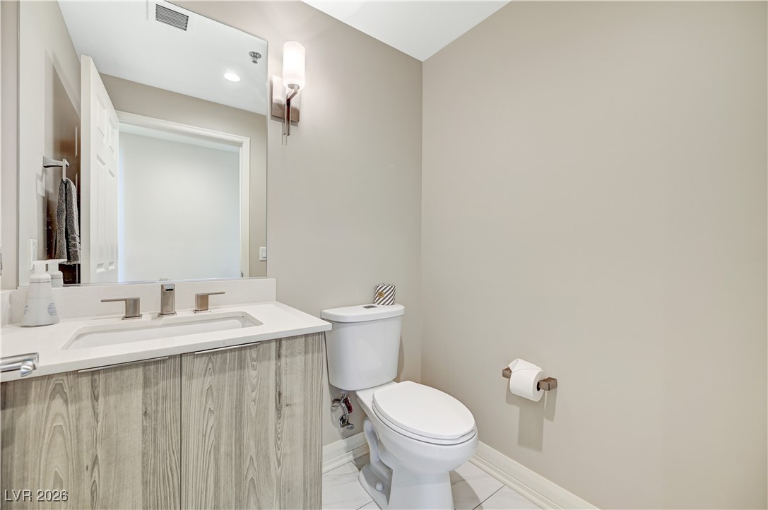 150 Las Vegas Boulevard 1707