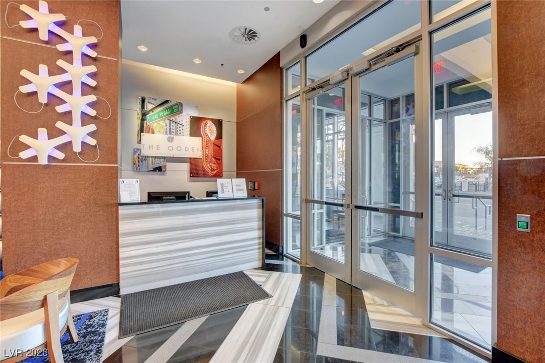 150 Las Vegas Boulevard 1707