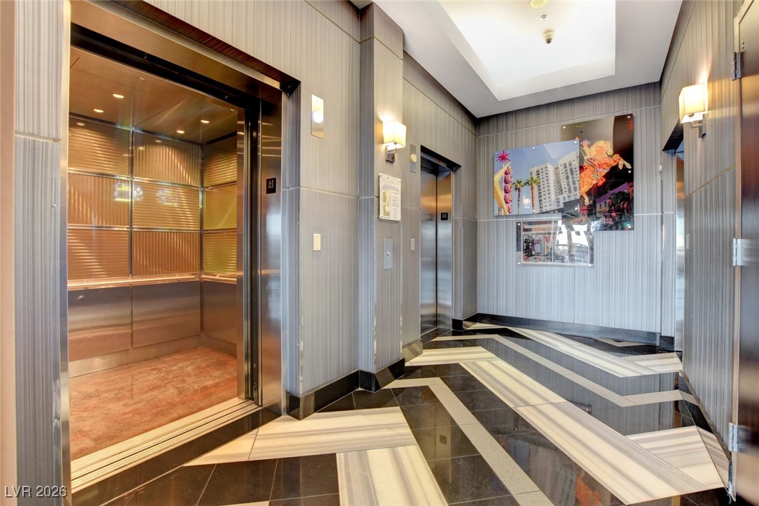 150 Las Vegas Boulevard 1707
