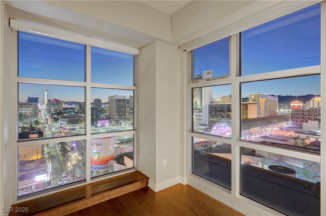 150 Las Vegas Boulevard 1707