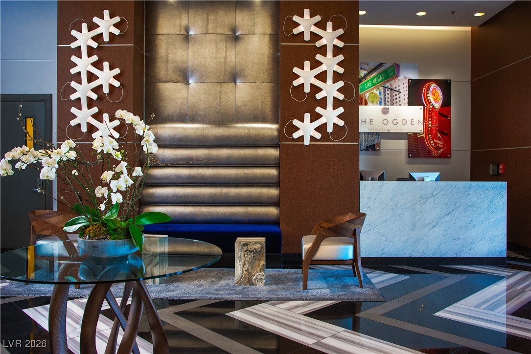 150 Las Vegas Boulevard 1707