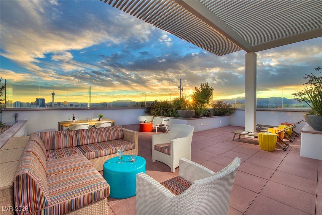 150 Las Vegas Boulevard 1707