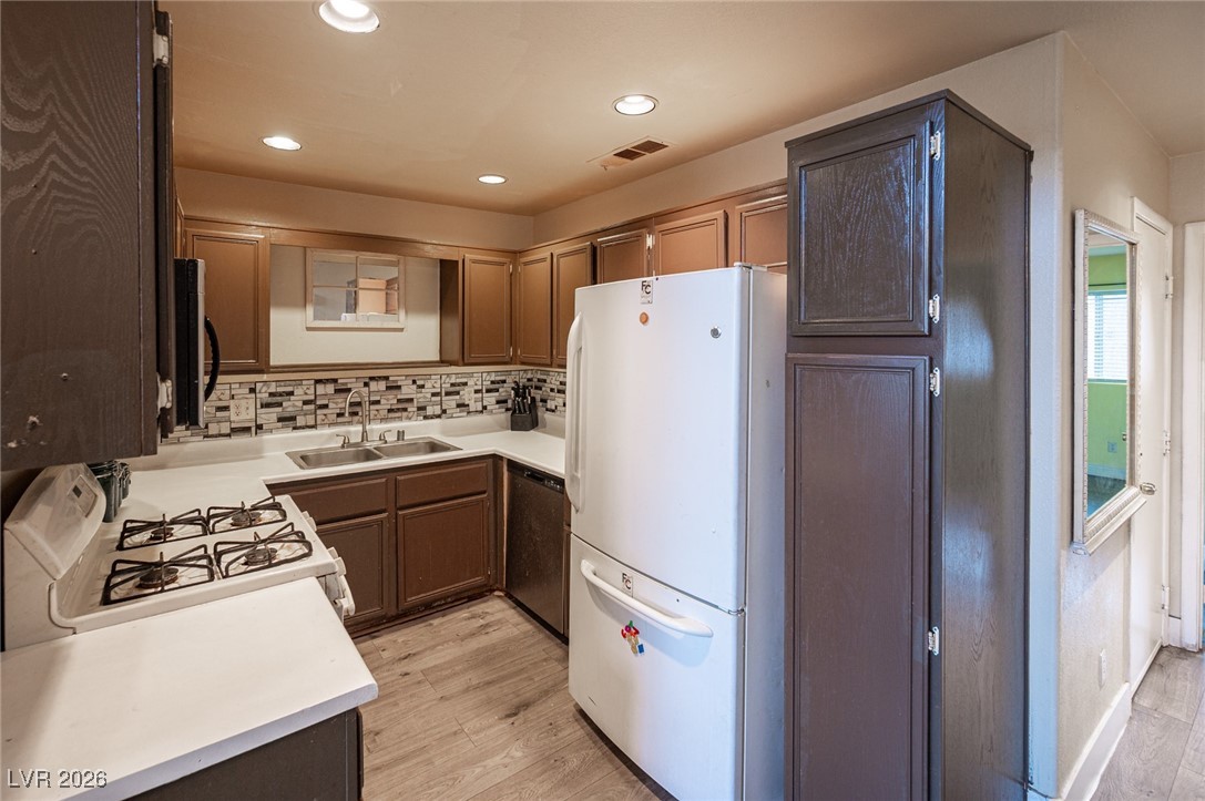 5778 Wind Dancer Drive