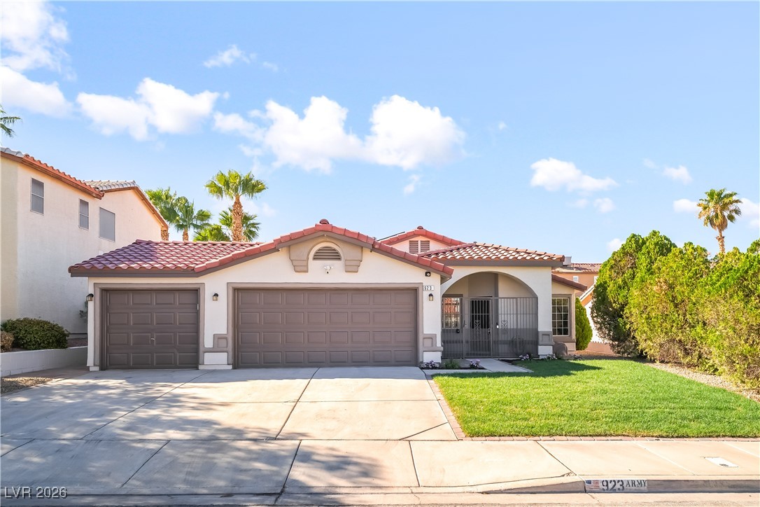 923 Highland Trails Avenue