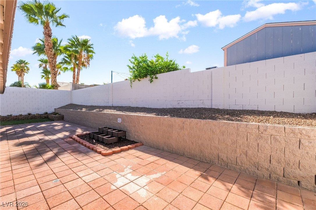 923 Highland Trails Avenue