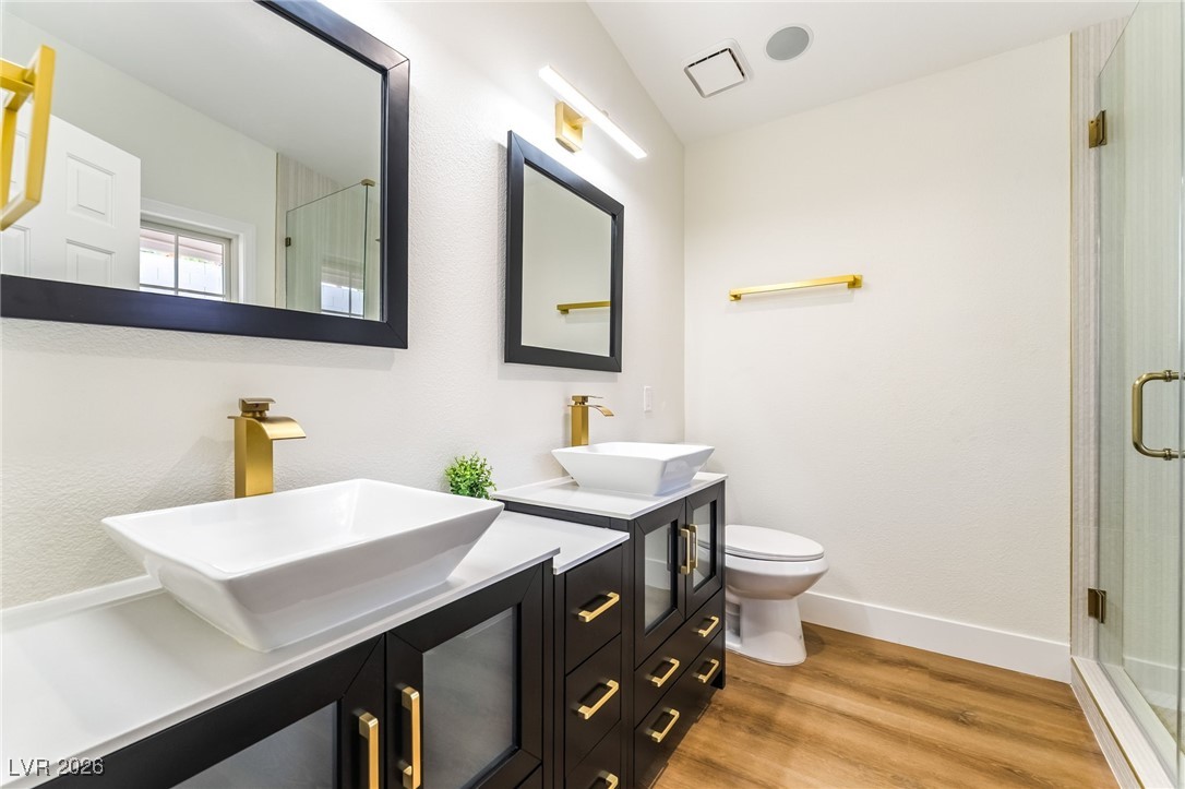 923 Highland Trails Avenue