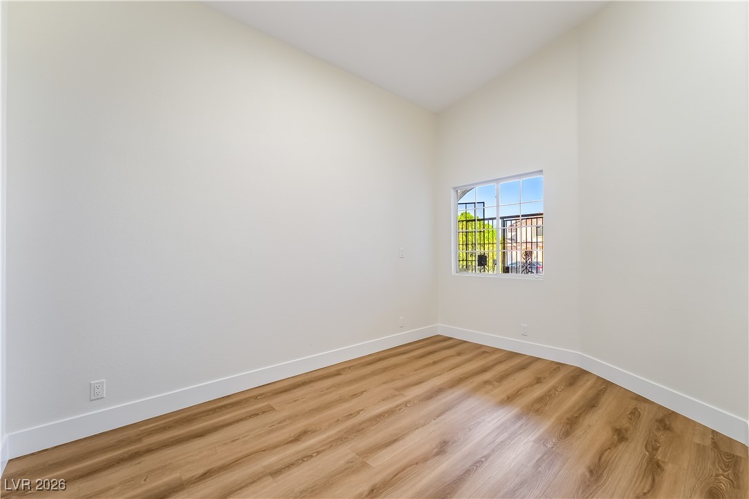 923 Highland Trails Avenue