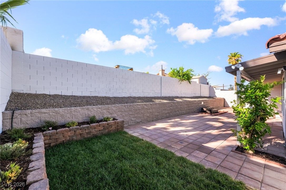 923 Highland Trails Avenue